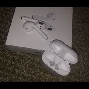 Apple AirPods